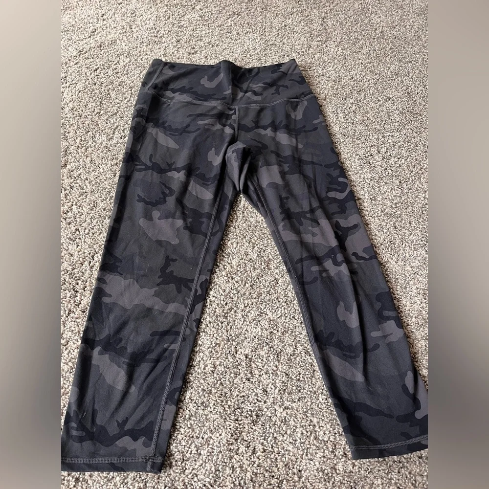 Zyia leggings size 4 (20.5 inch inseam)_2